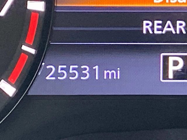 Used 2022 Nissan Titan PRO-4X w/ Pro-4x Convenience Package image 18