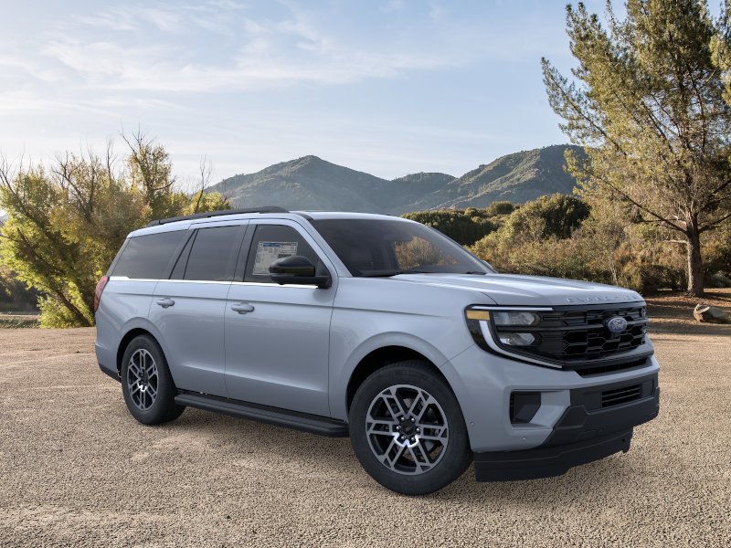 New 2026 Ford Expedition Active image 7