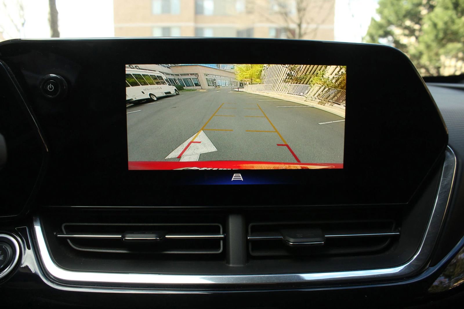 Used 2024 Chevrolet Trax ACTIV w/ Driver Confidence Package FWD image 34