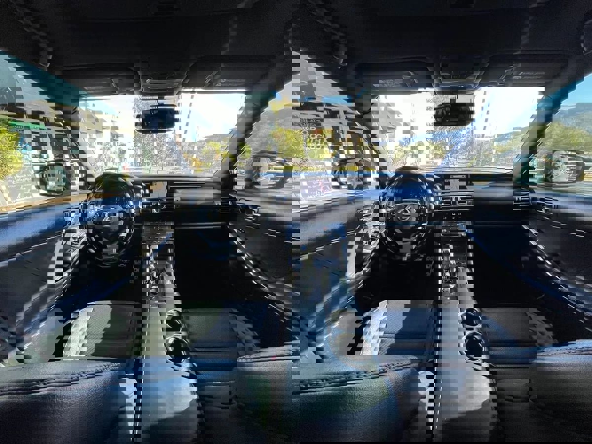 Used 2015 Lexus IS 250 AWD image 12