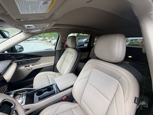 New 2025 Lincoln Nautilus Reserve image 10