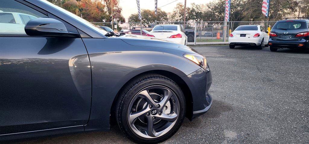 Used 2019 Hyundai Veloster 2.0 image 7