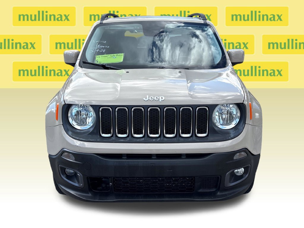 Used 2016 Jeep Renegade Latitude AWD/4WD image 23