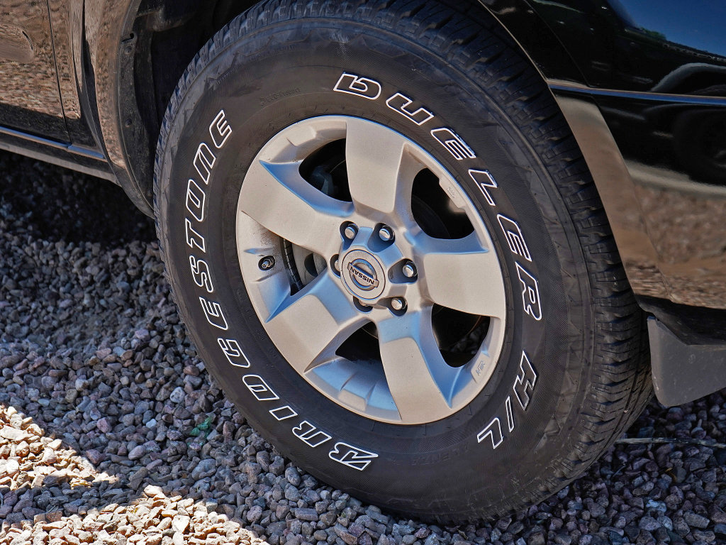 Used 2012 Nissan Frontier SV RWD image 10