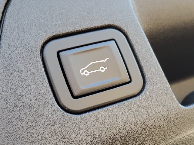 Certified 2024 Buick Envision Preferred AWD/4WD image 25