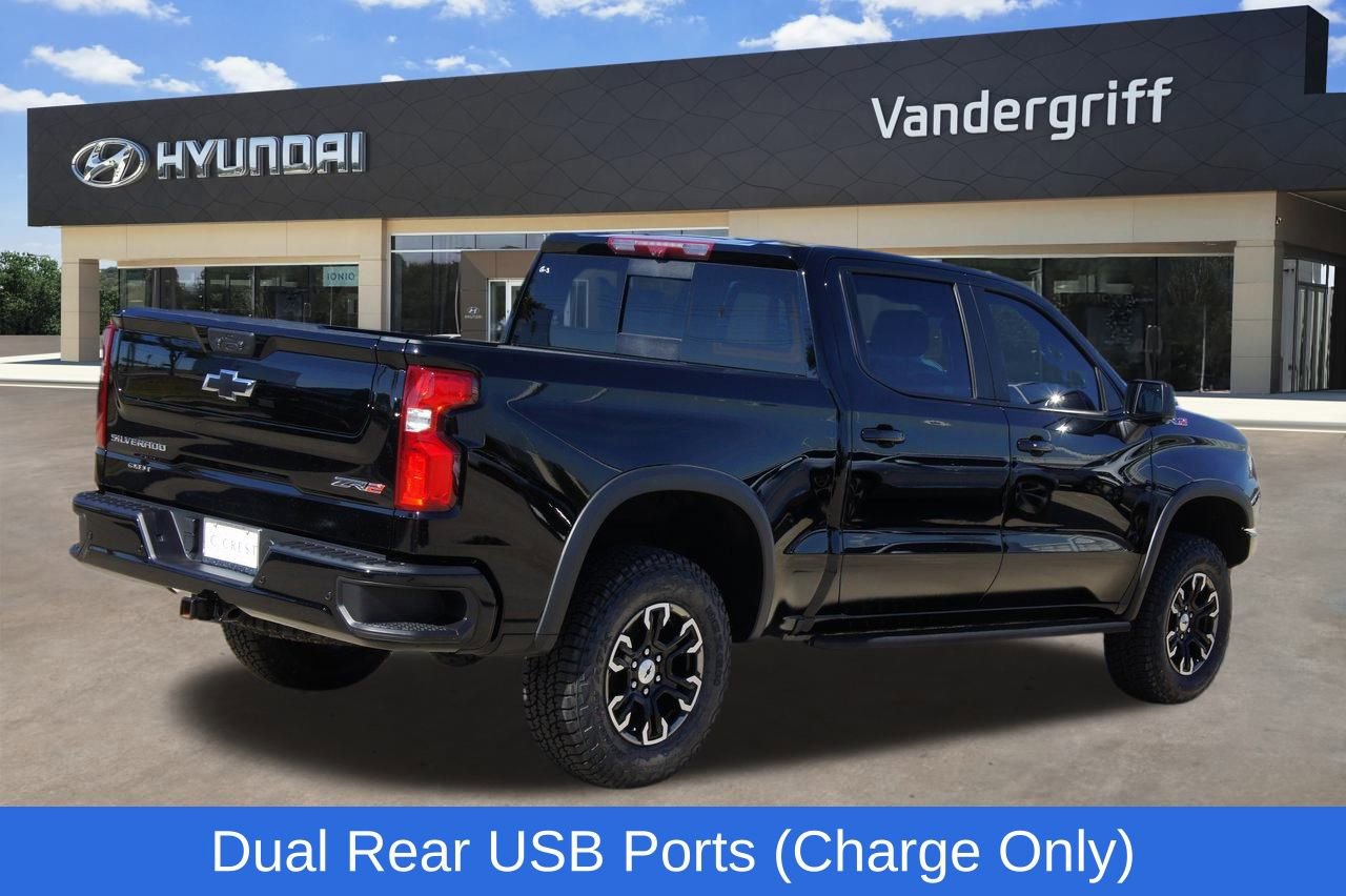 Used 2024 Chevrolet Silverado 1500 ZR2 w/ Technology Package image 7