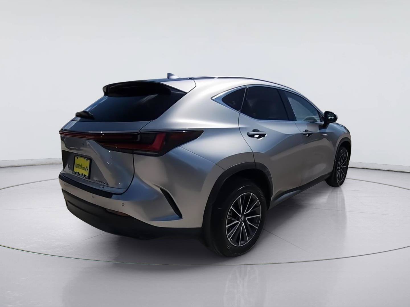 Used 2024 Lexus NX 350h AWD image 8