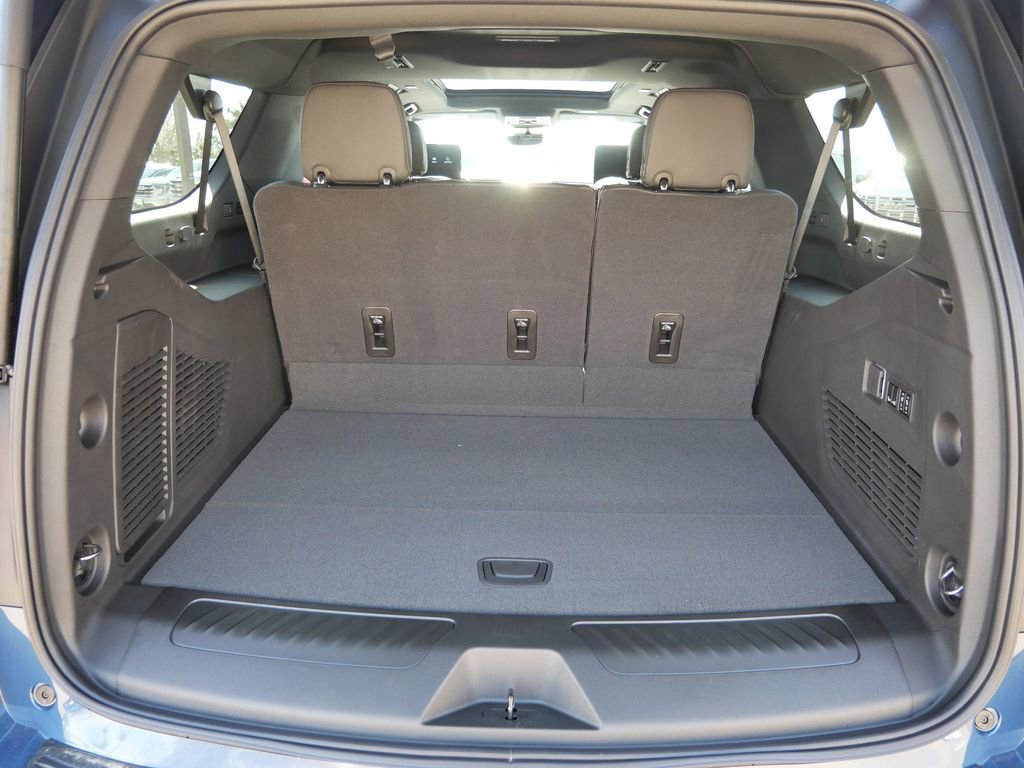 New 2026 GMC Yukon XL Elevation w/ Elevation Premium Package AWD/4WD image 31
