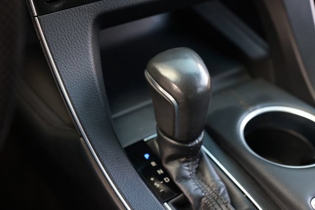 Used 2019 Toyota Avalon Touring FWD image 42