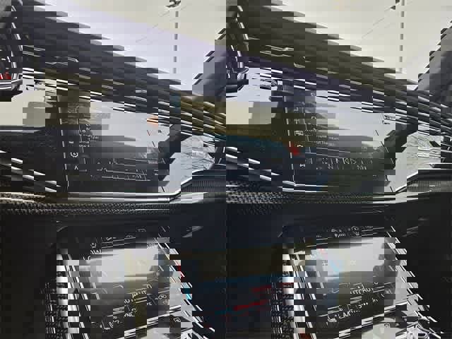 Used 2023 Audi SQ8 Prestige image 31