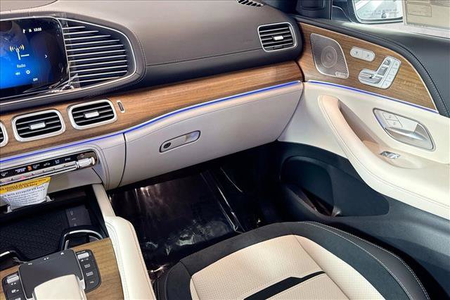 New 2026 Mercedes-Benz GLE 53 AMG 4MATIC Coupe image 21