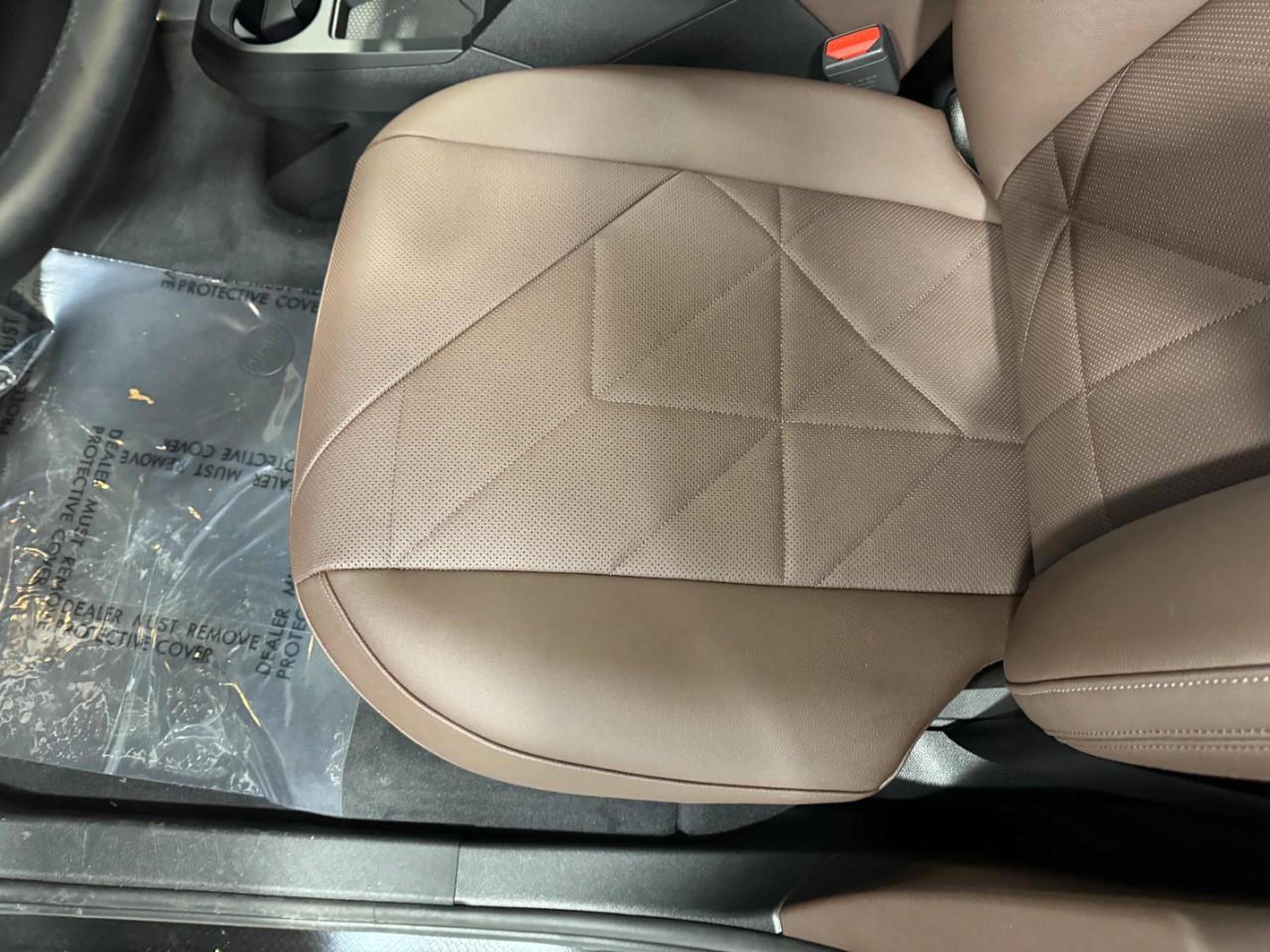 New 2026 BMW iX xDrive45 image 29