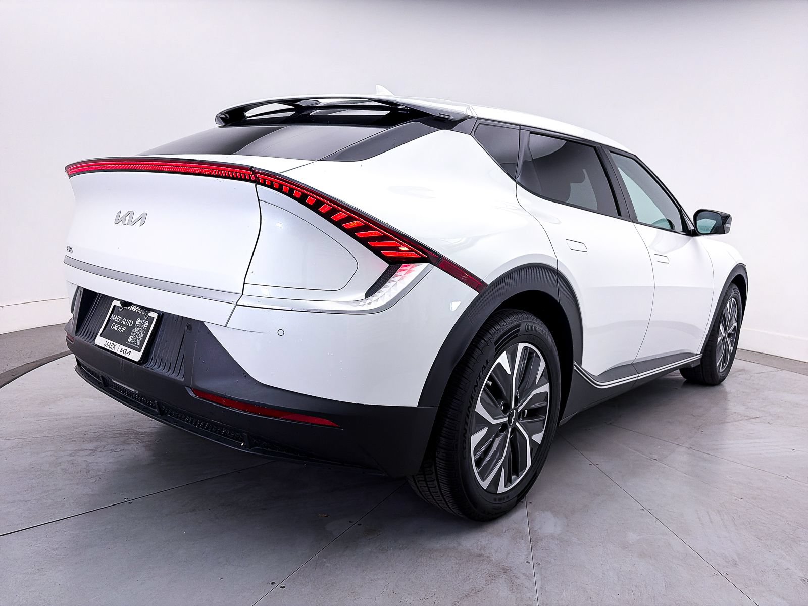Certified 2022 Kia EV6 Light RWD image 16