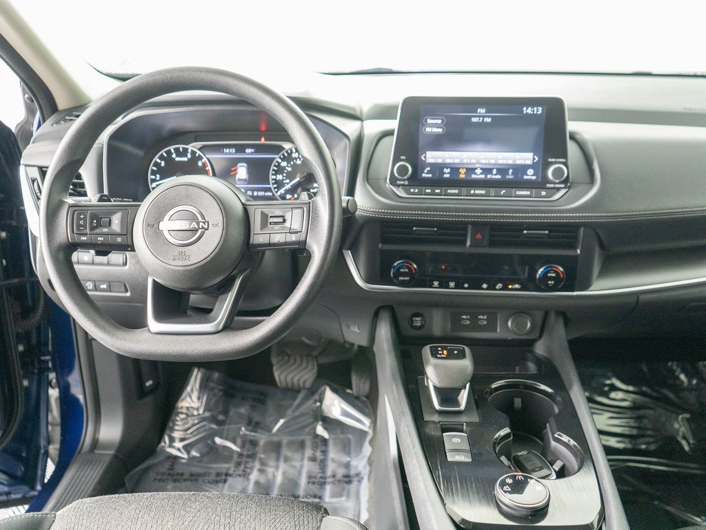 Used 2024 Nissan Rogue SV image 12