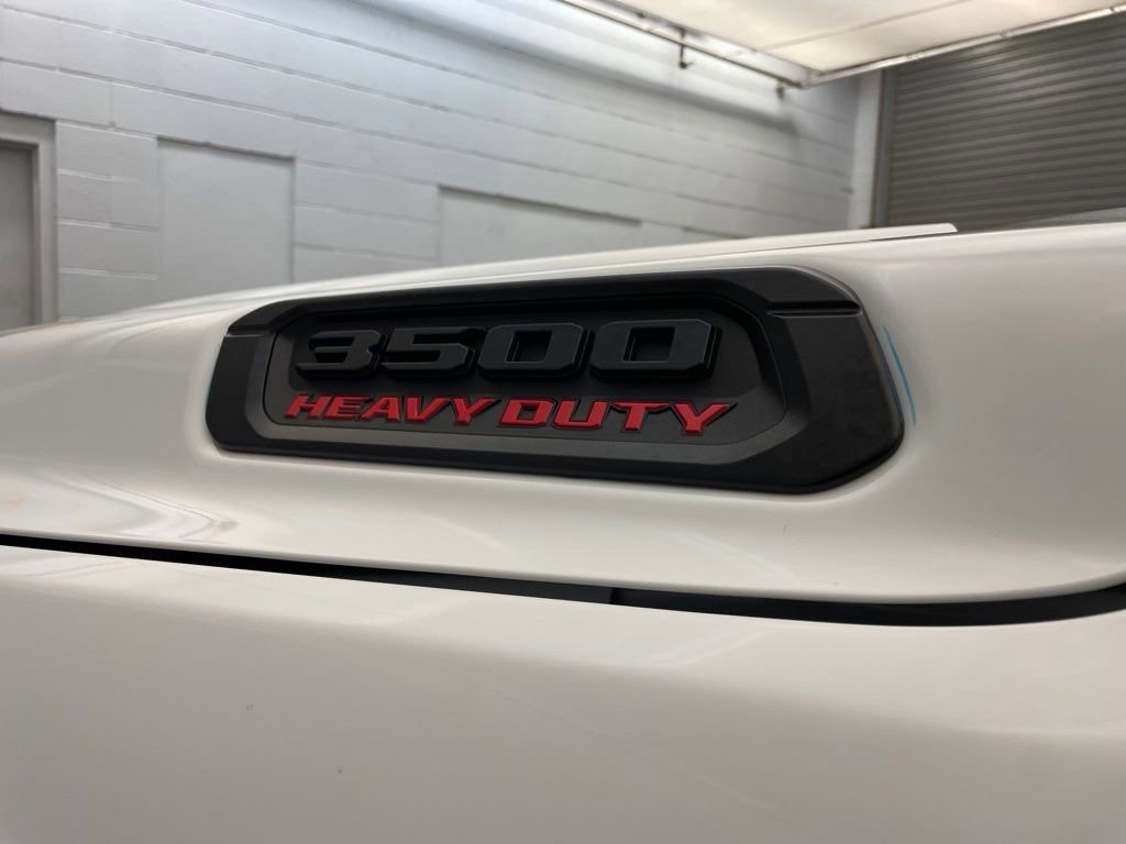 New 2026 RAM 3500 Tradesman AWD/4WD image 9