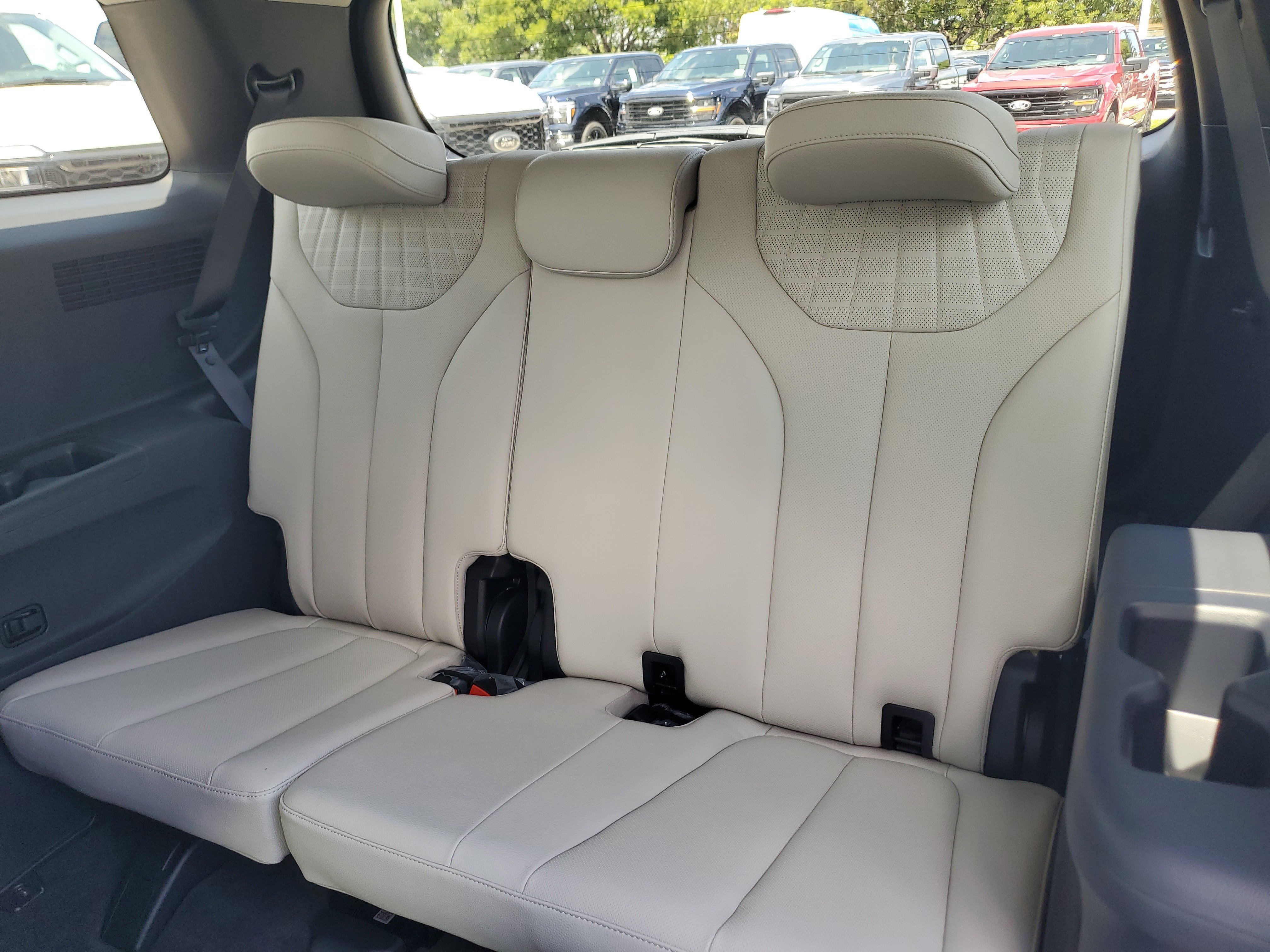 Used 2025 Hyundai Palisade Limited image 15