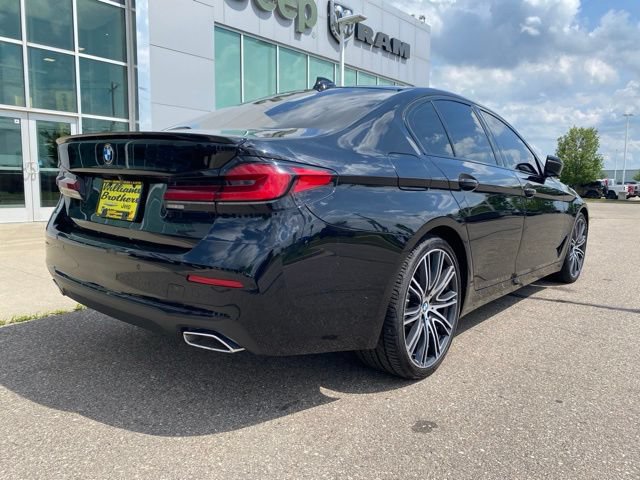 Used 2022 BMW 530i xDrive w/ Convenience Package AWD/4WD image 5