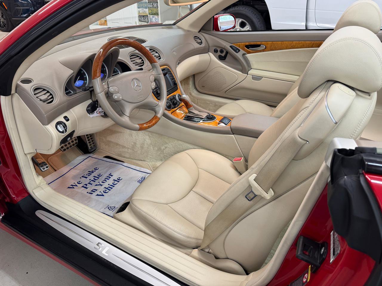 Used 2004 Mercedes-Benz SL 500 image 8