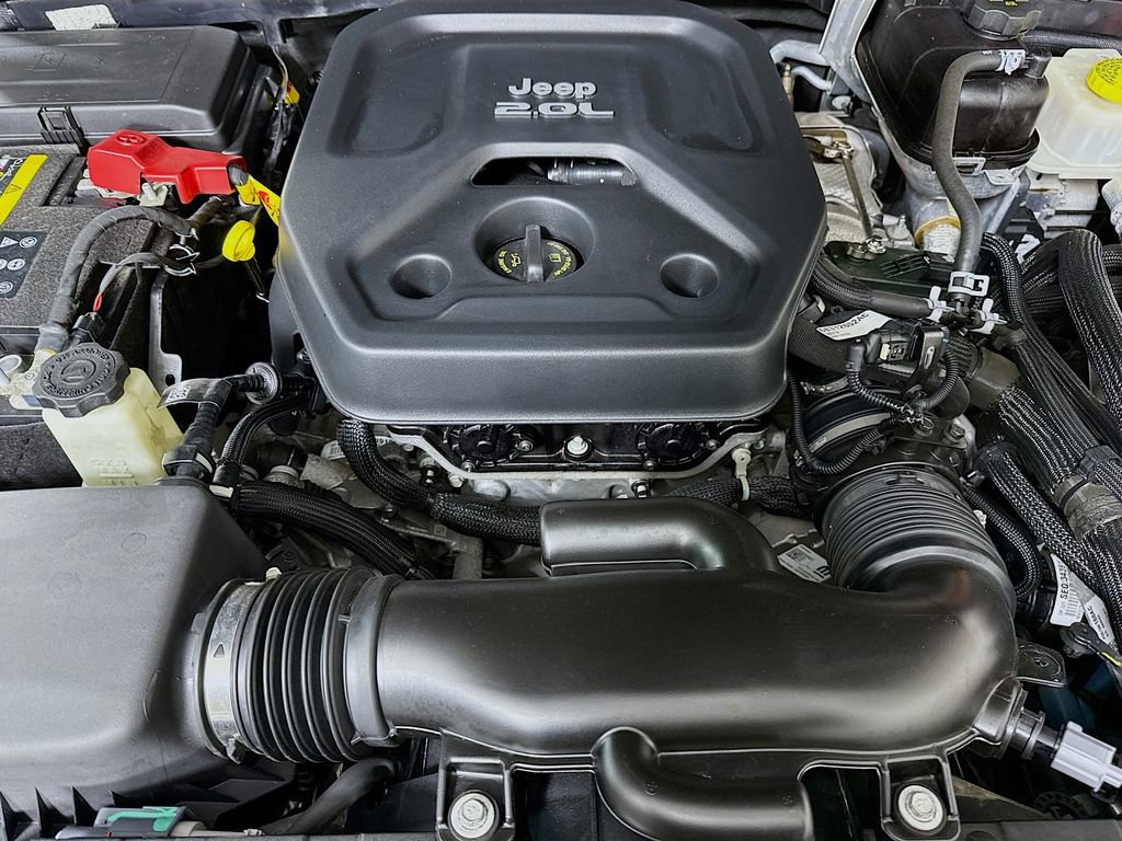 Used 2022 Jeep Wrangler Unlimited Sahara w/ Cold Weather Group image 35