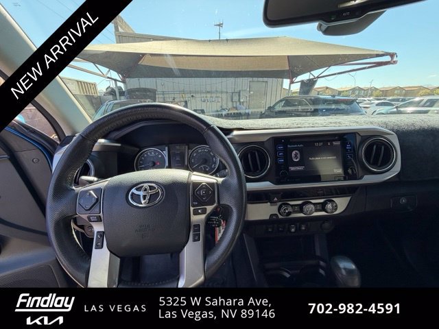 Used 2018 Toyota Tacoma SR5 RWD image 10