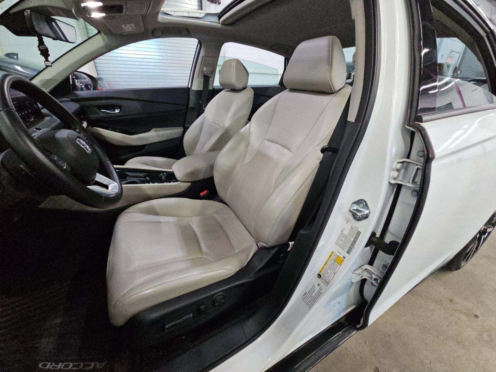 Used 2023 Honda Accord Touring image 3