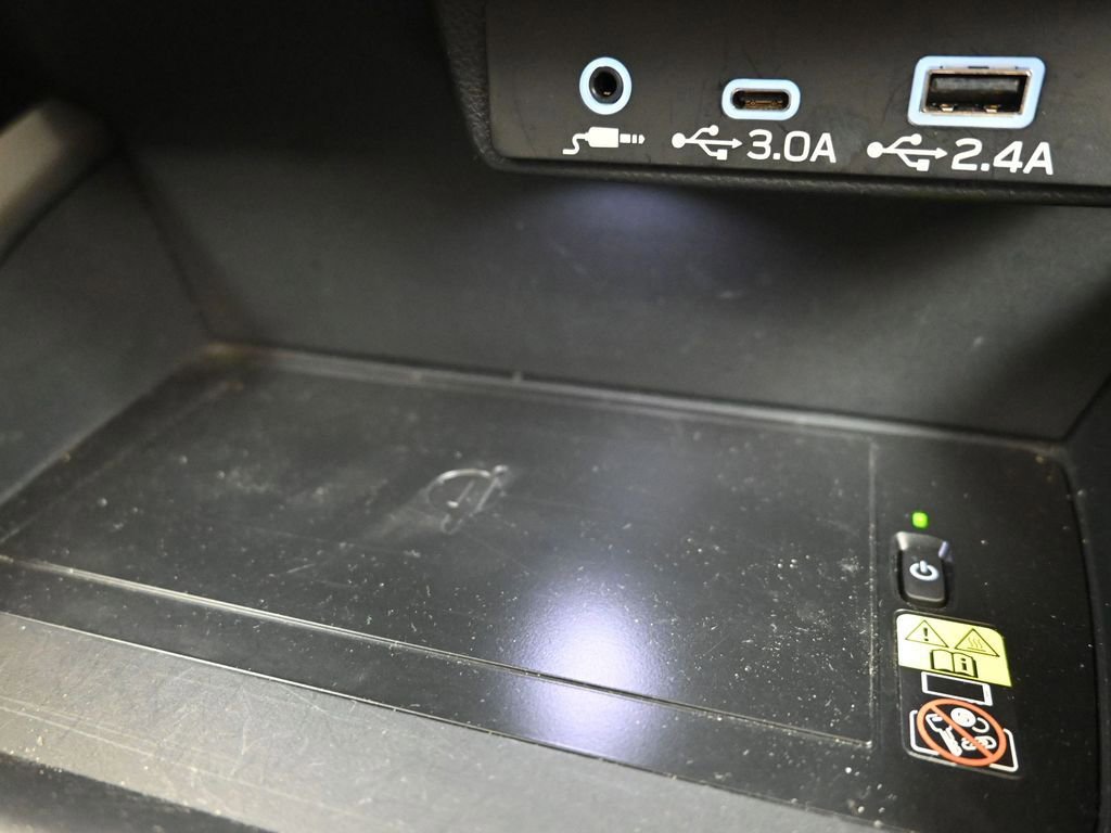 Certified 2025 Subaru Forester Premium image 34