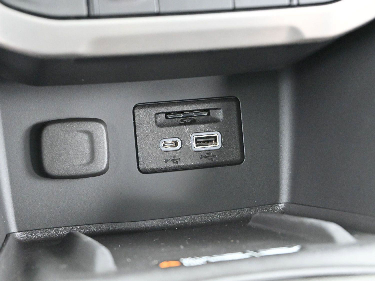 Used 2023 GMC Acadia Denali w/ LPO, Floor Liner Package image 25