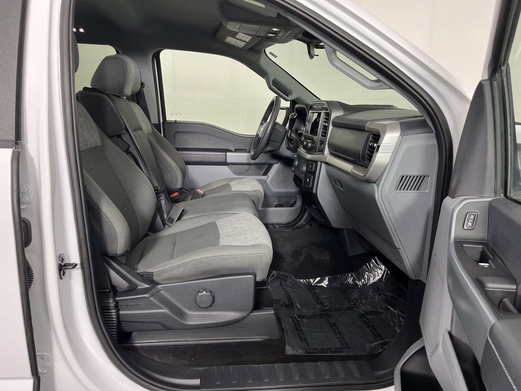 Used 2022 Ford F150 XLT w/ Trailer Tow Package image 18