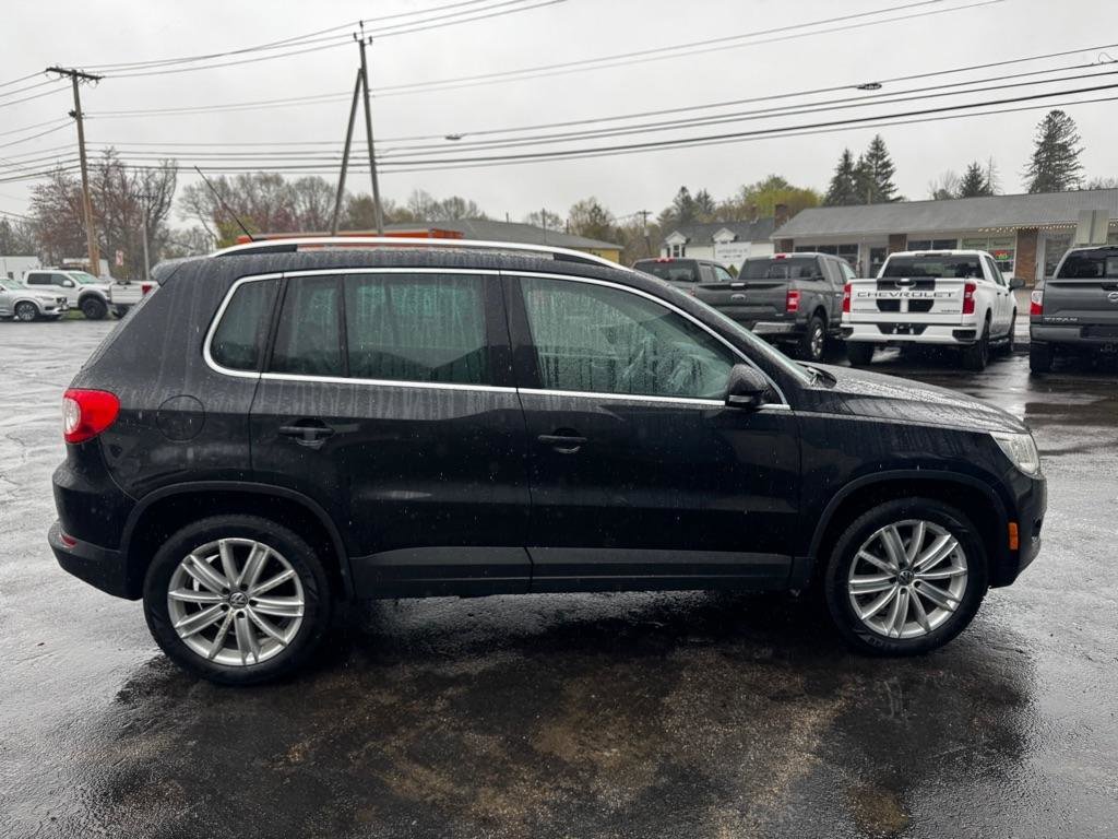 Used 2011 Volkswagen Tiguan S AWD/4WD image 7