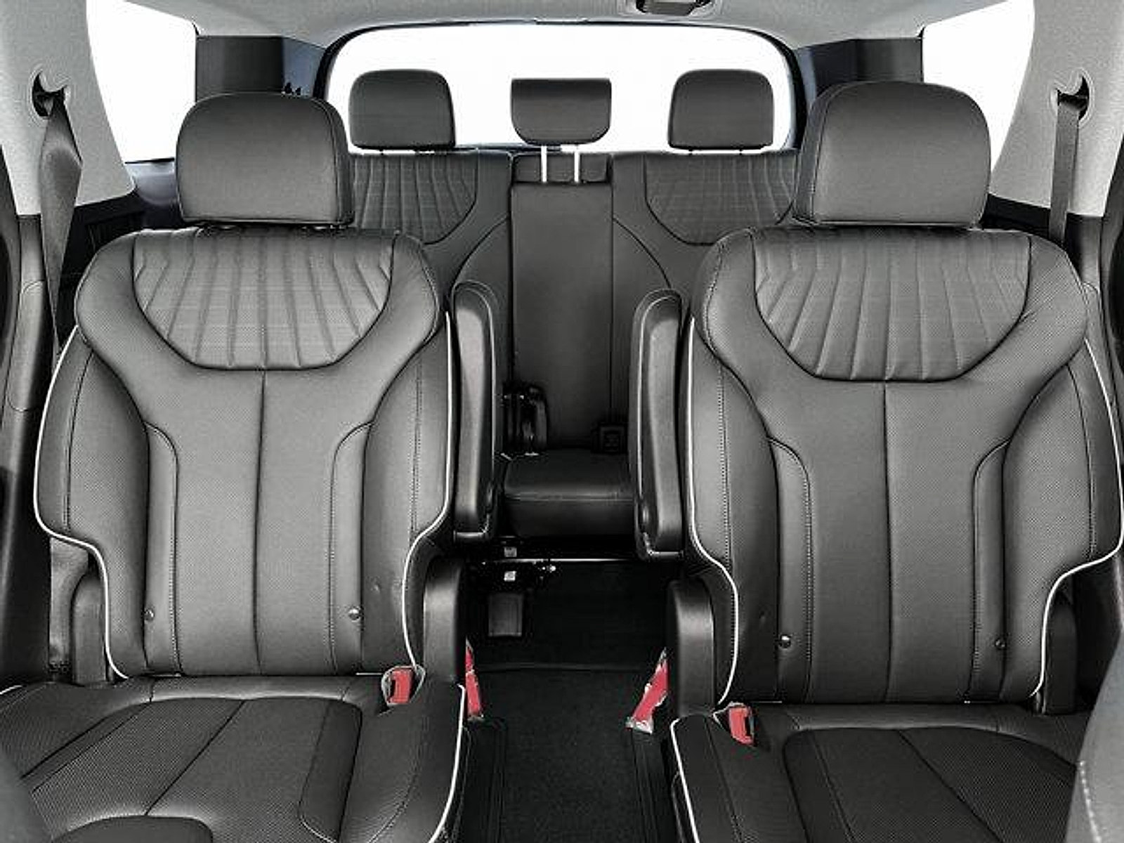 New 2024 Hyundai Palisade Limited FWD image 16