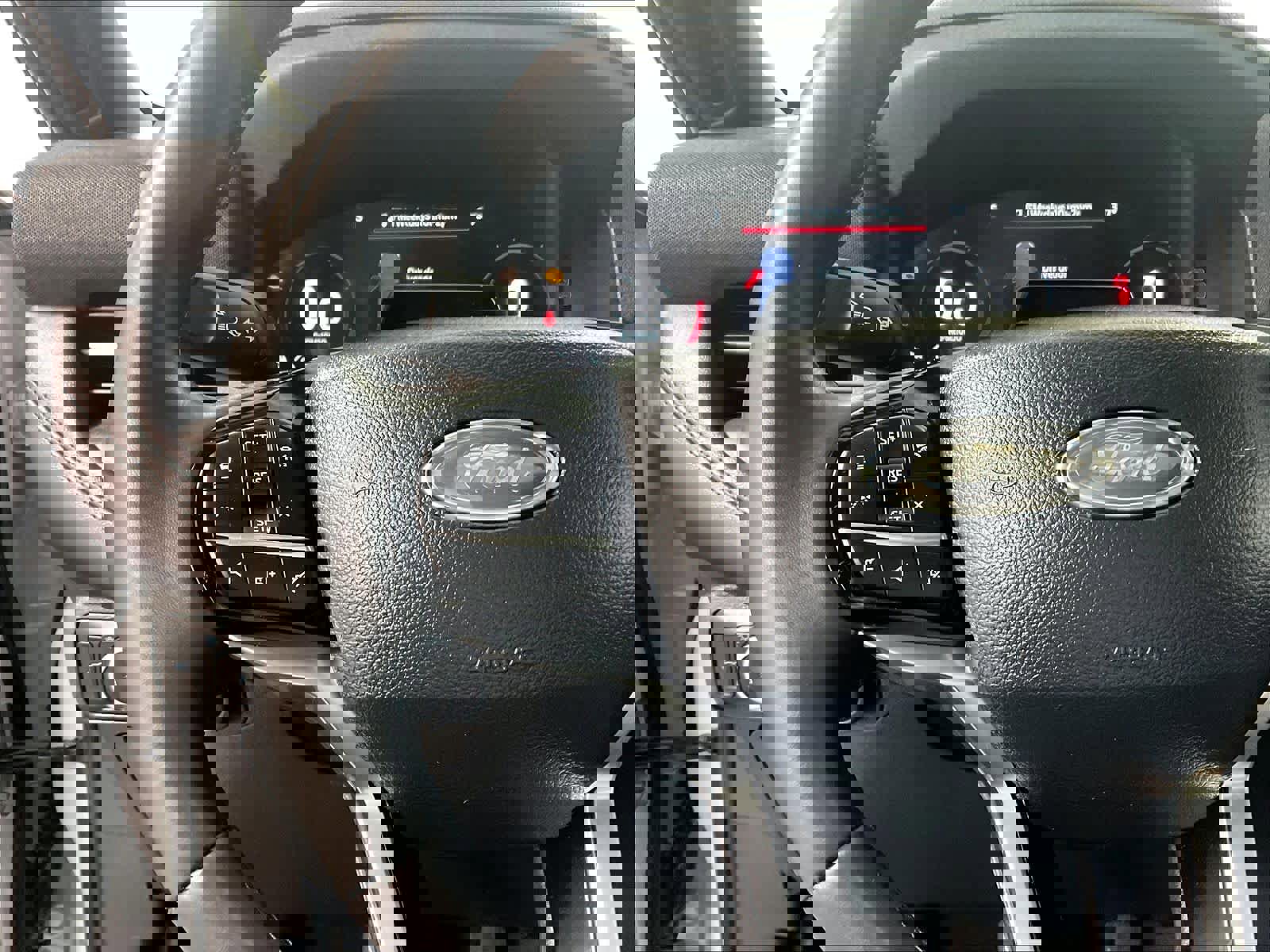 Used 2025 Ford Explorer Platinum w/ LUX Leather Package image 24