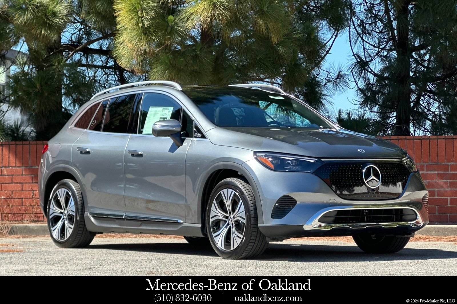 New 2026 Mercedes-Benz EQE 320 4MATIC SUV 360° Tour
