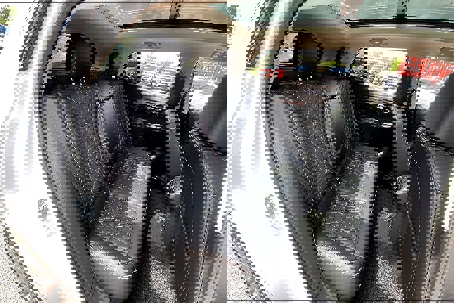 Used 2023 Buick Envision Avenir image 20