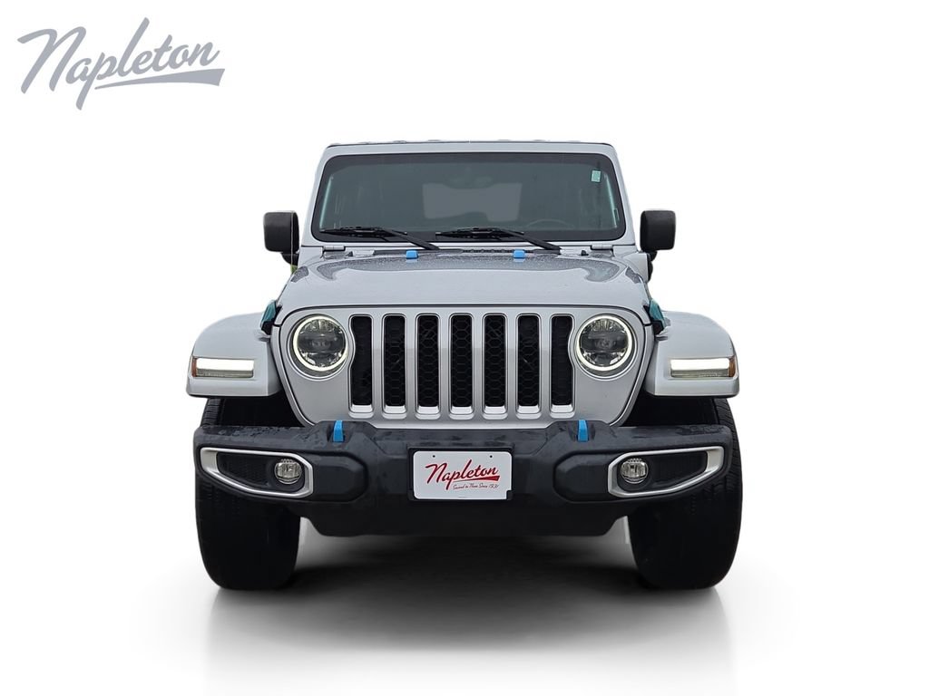 Used 2023 Jeep Wrangler Unlimited Sahara w/ Cold Weather Group AWD/4WD image 9