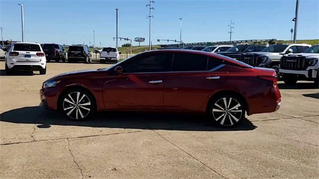 Used 2022 Nissan Altima 2.5 Platinum image 6