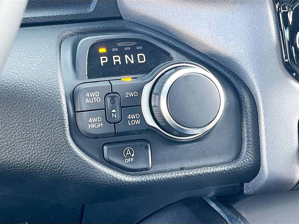 Used 2025 RAM 1500 Big Horn AWD/4WD image 16