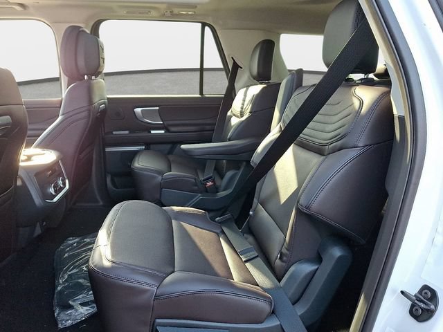 New 2026 Ford Expedition Max Platinum w/ Platinum Ultimate Package AWD/4WD image 7