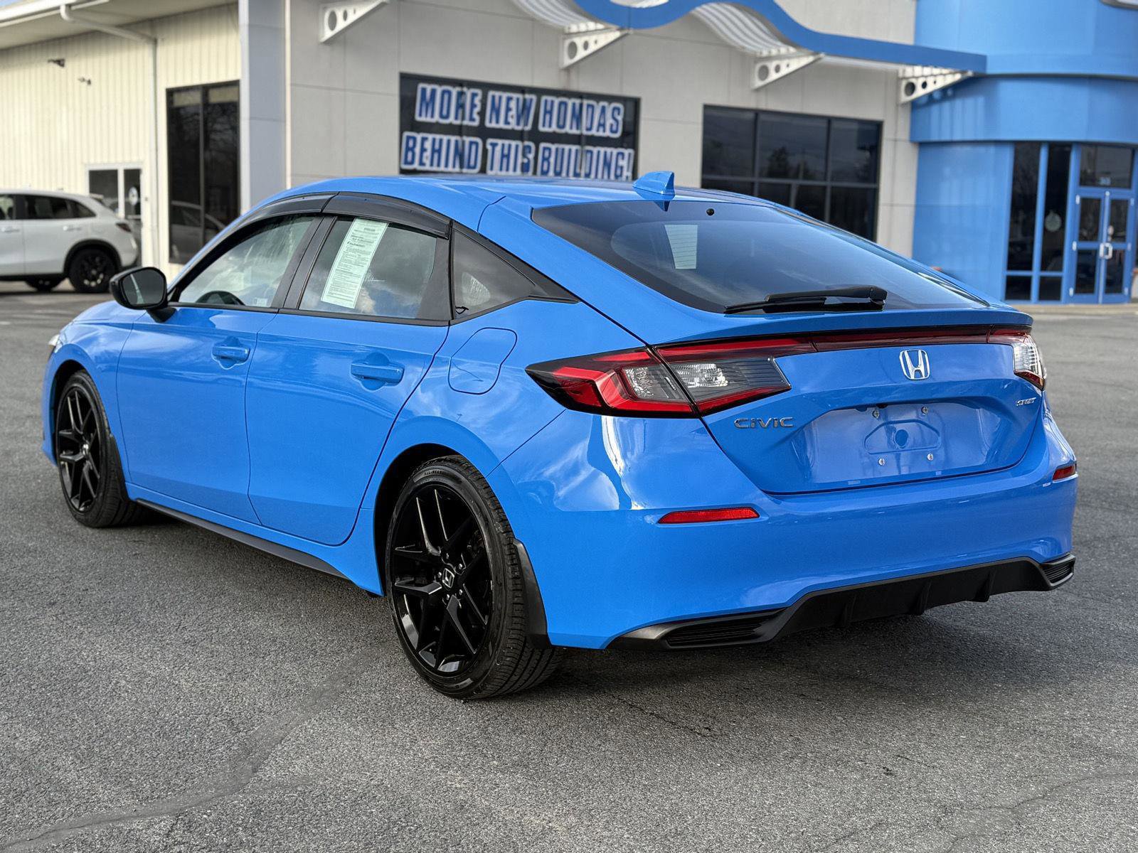 Used 2022 Honda Civic Sport image 7