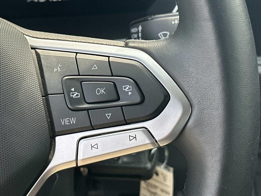Used 2023 Volkswagen Jetta Sport FWD image 23