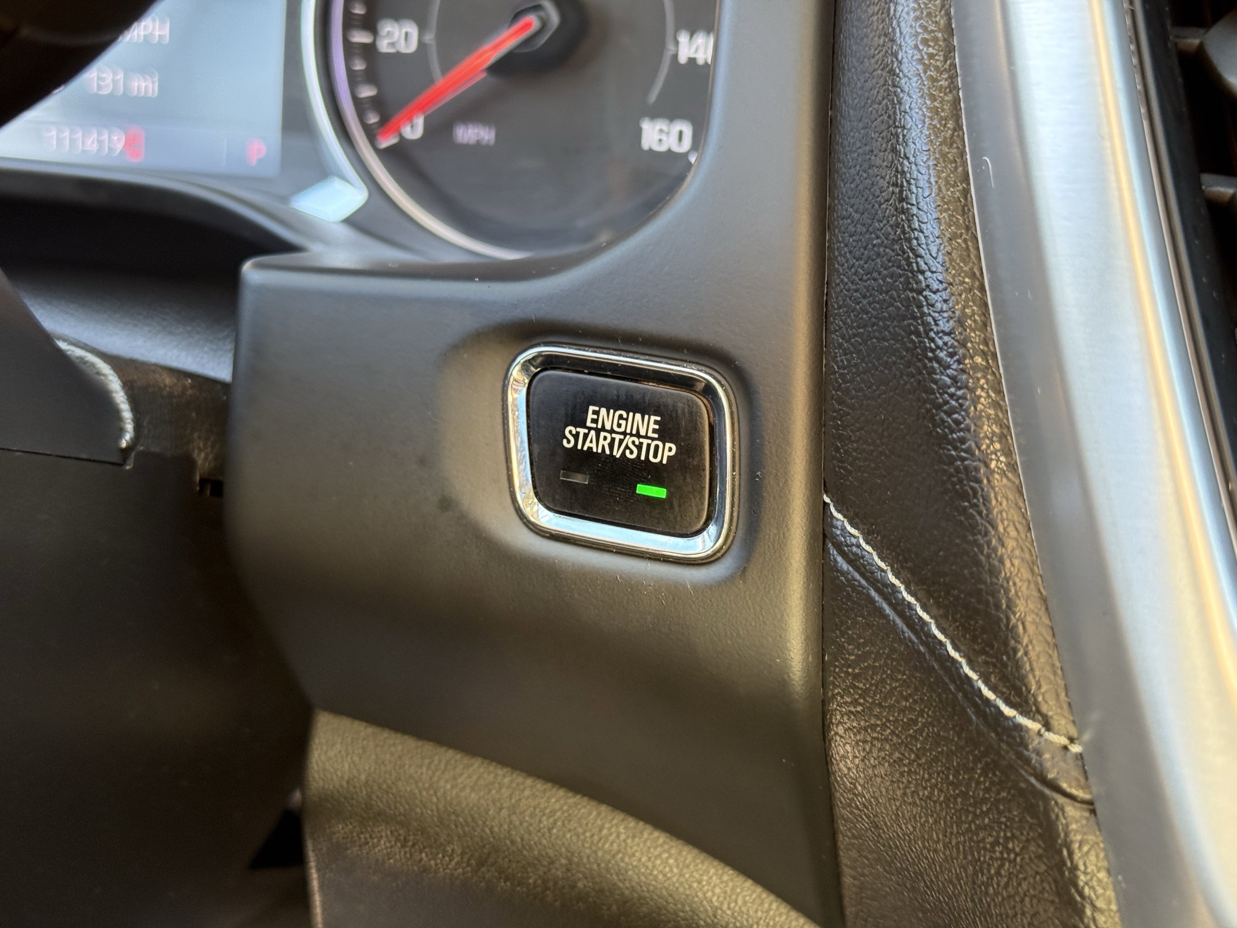 Used 2022 GMC Acadia SLT w/ Elevation Edition image 25