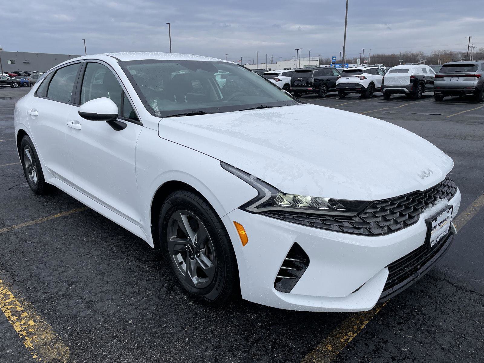 Used 2022 Kia K5 LXS image 1