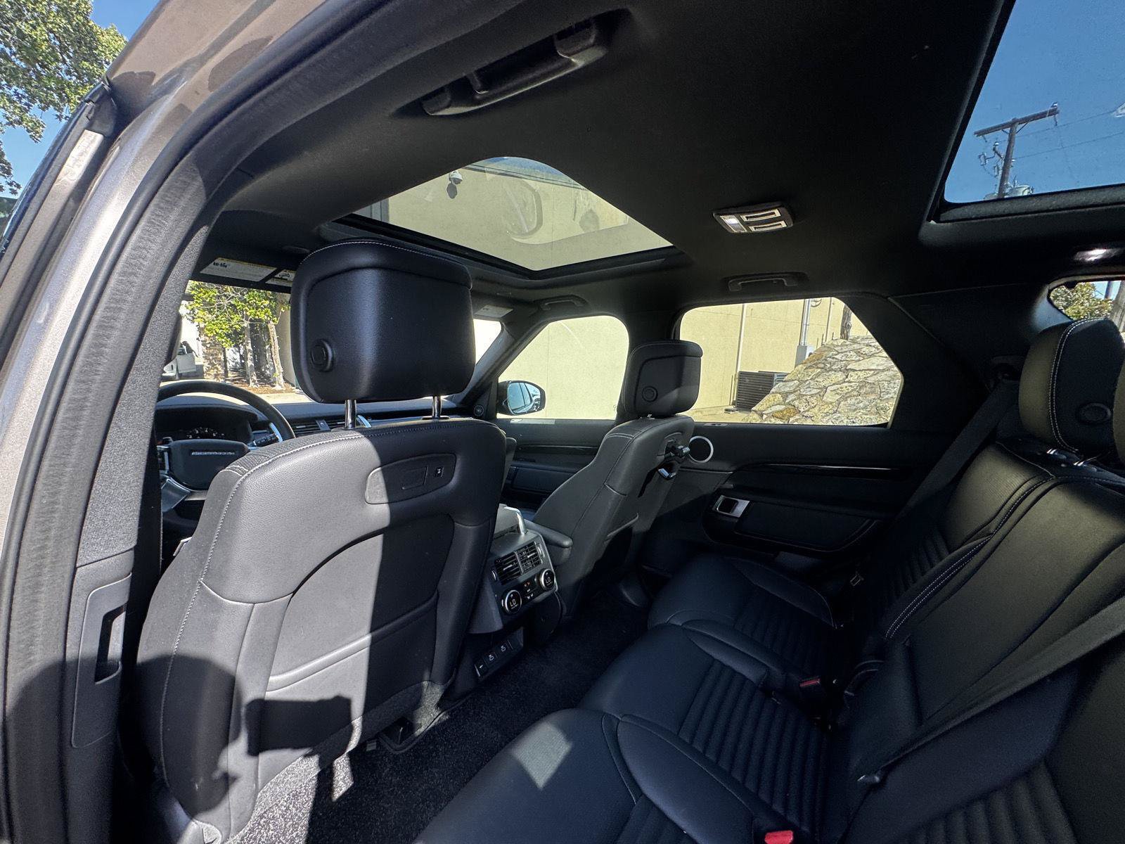Certified 2025 Land Rover Discovery S AWD/4WD image 12