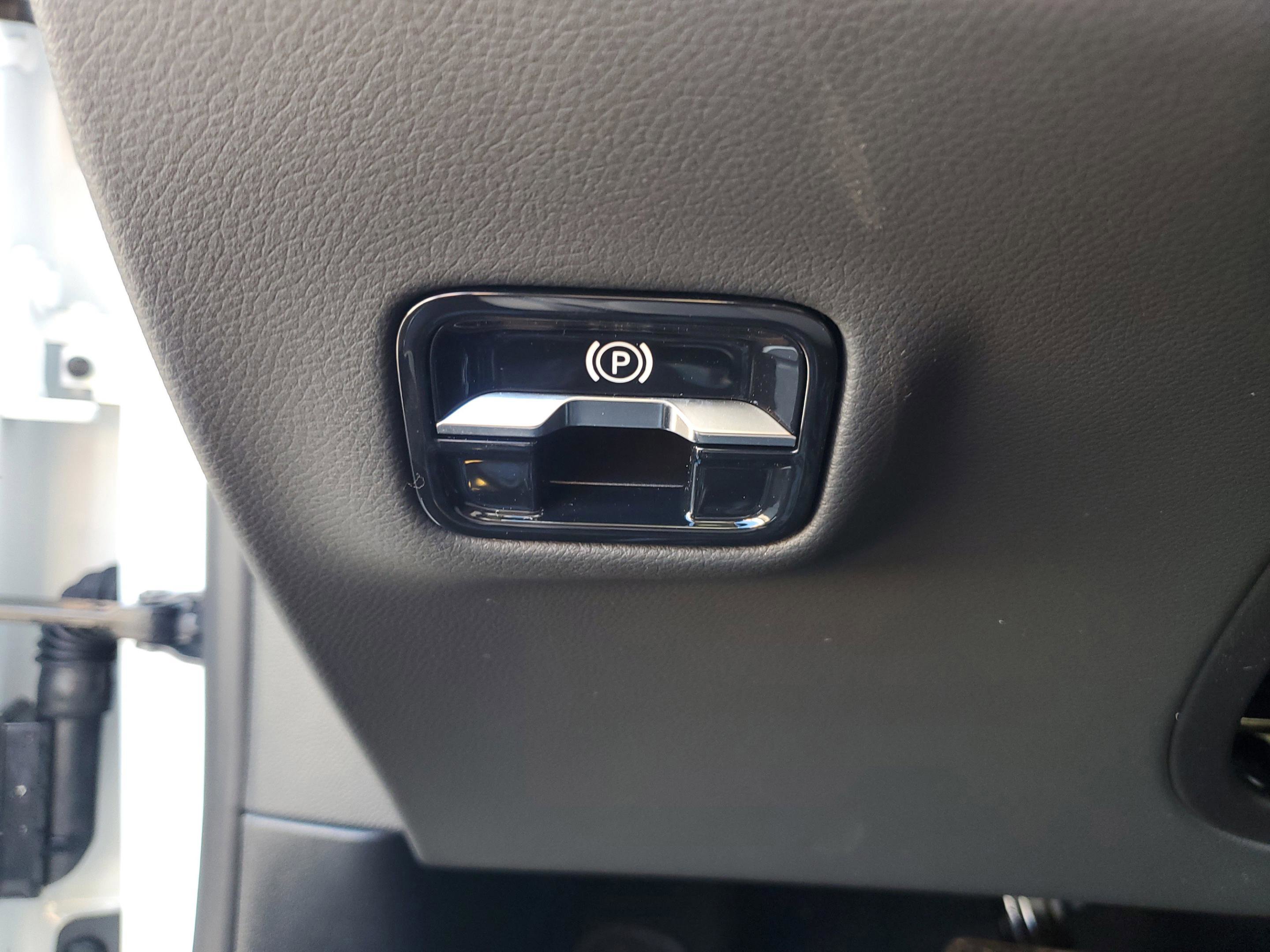 Used 2026 Mercedes-Benz E 350 Sedan image 28