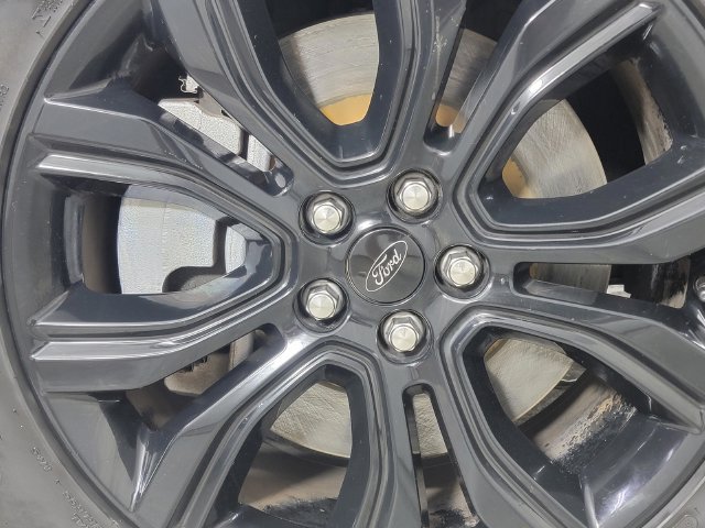 Certified 2023 Ford Edge SE w/ Black Appearance Package AWD/4WD image 10