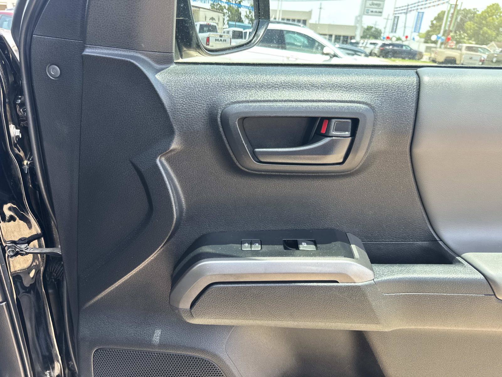 Used 2023 Toyota Tacoma SR5 RWD image 14
