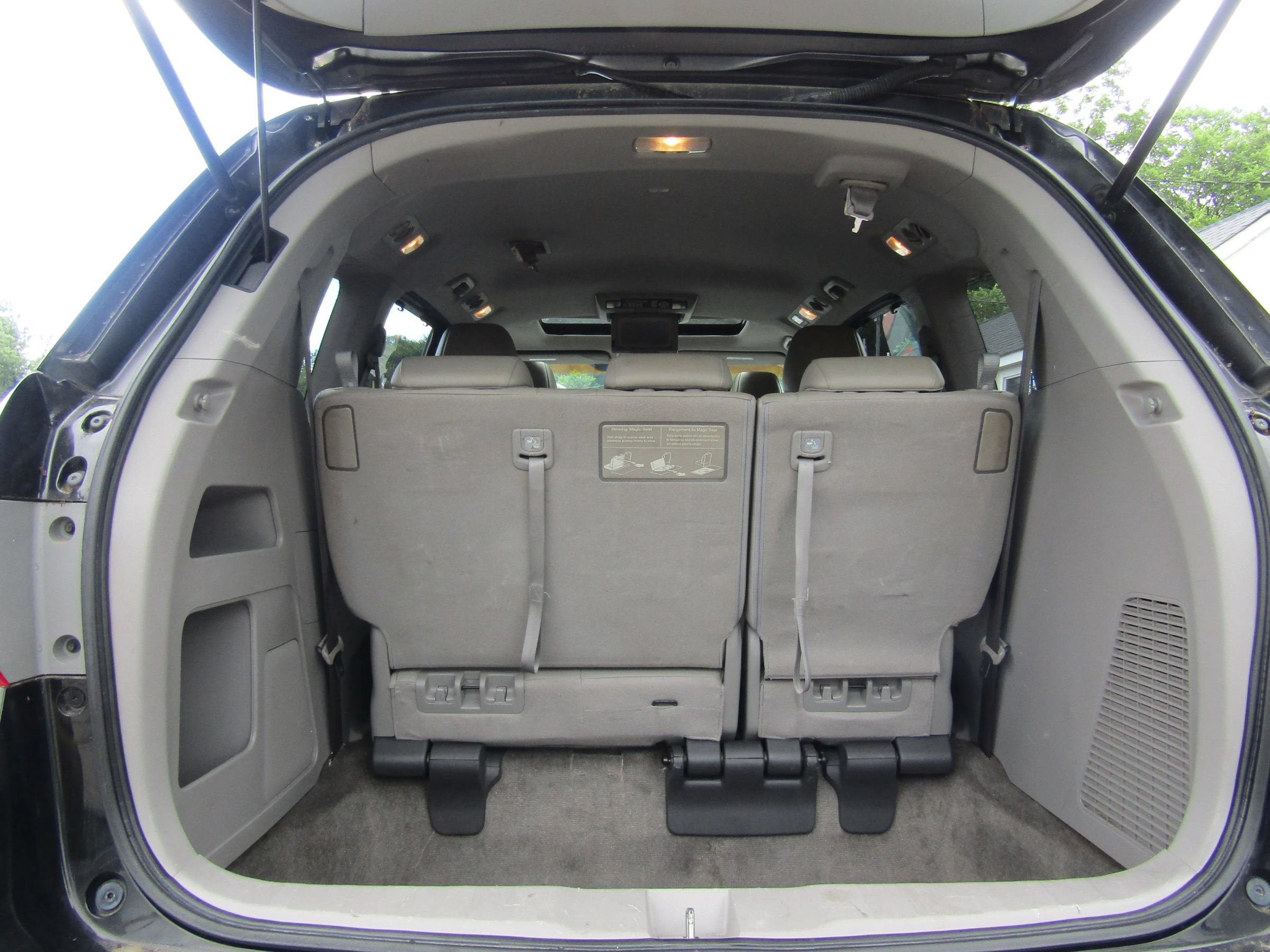 Used 2012 Honda Odyssey Touring image 13
