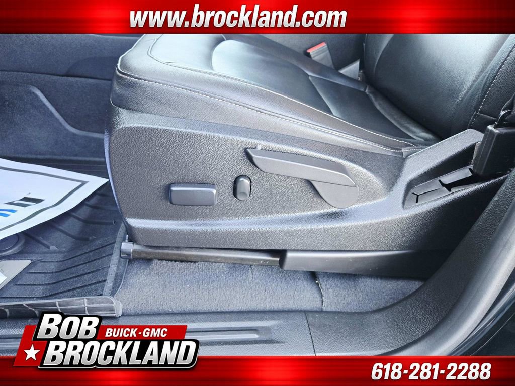 Used 2019 Chevrolet Colorado Z71 w/ Z71 Midnight Edition image 40