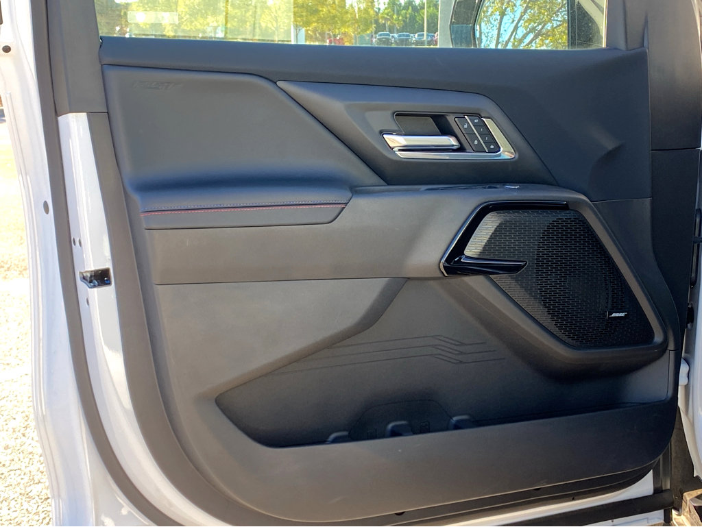 New 2024 Chevrolet Silverado EV RST AWD/4WD image 14