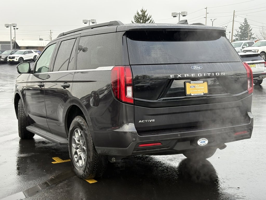 Certified 2025 Ford Expedition Active image 12