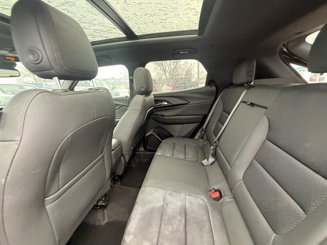 Used 2023 Chevrolet TrailBlazer RS w/ Sun and Liftgate Package image 23